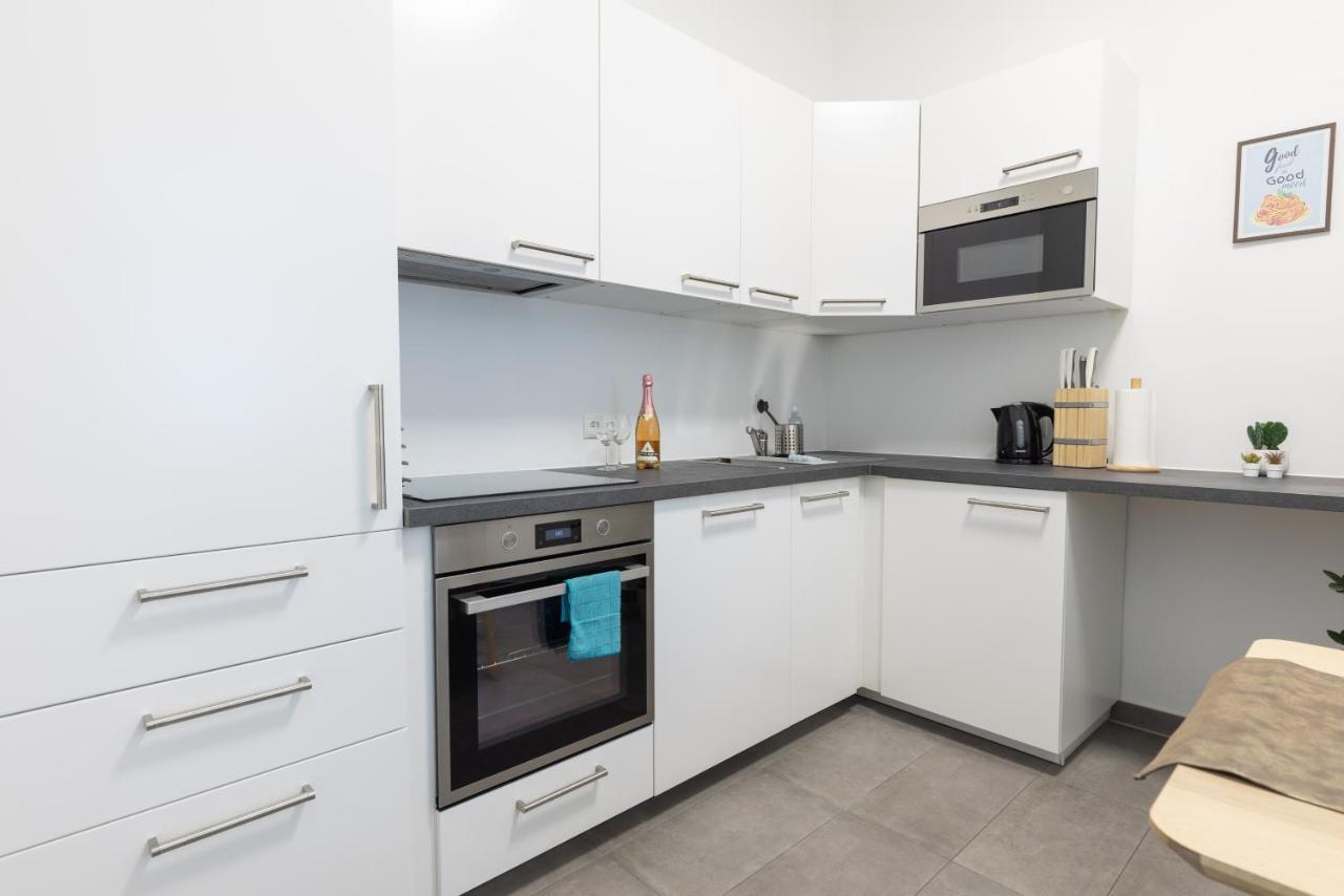 Yeshello Vienna Central Station Apartment Exterior foto